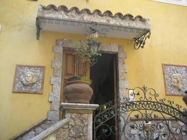 Villa Gaia Taormina Exteriör bild